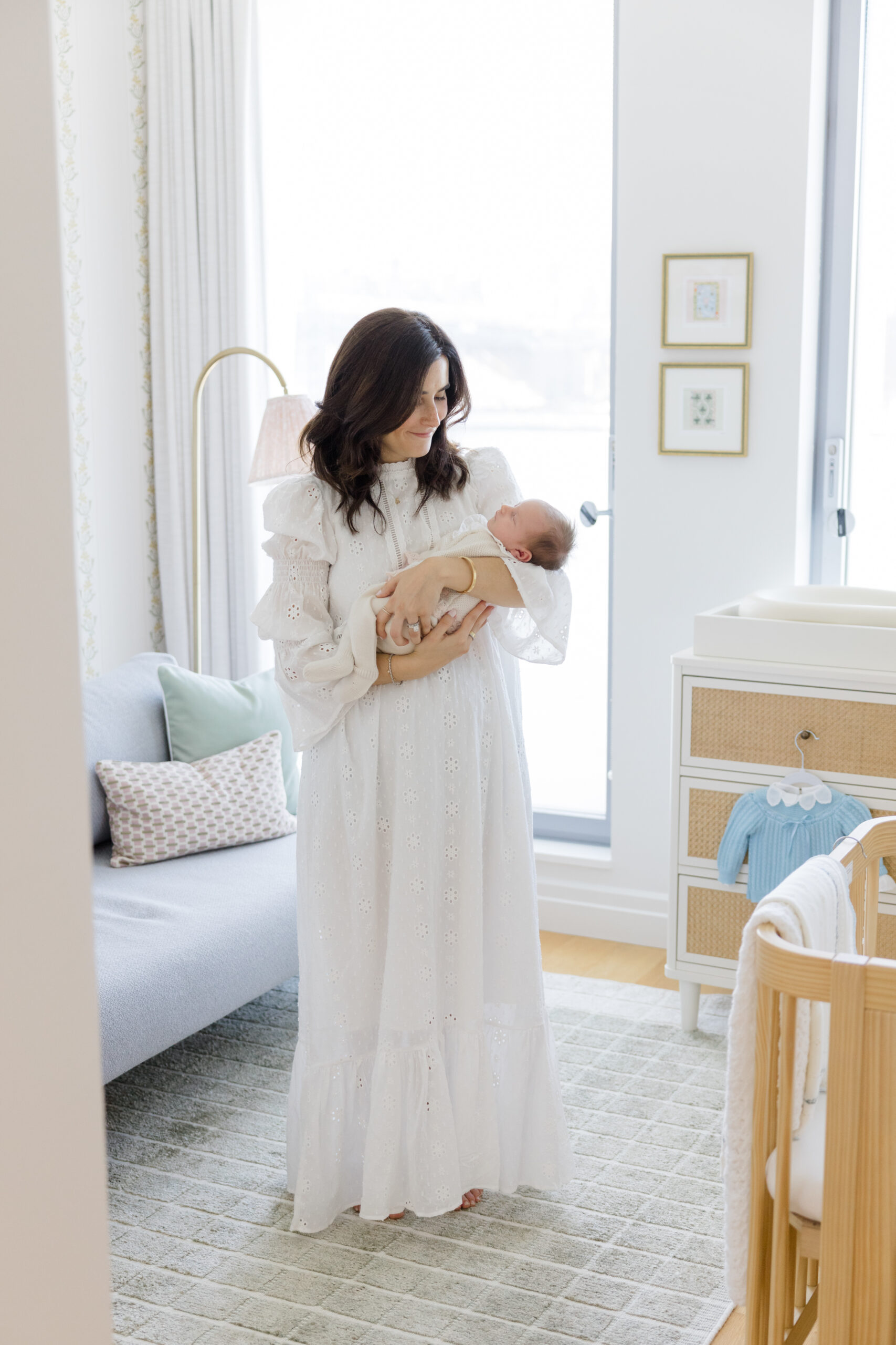 what to wear for your lifestyle newborn session